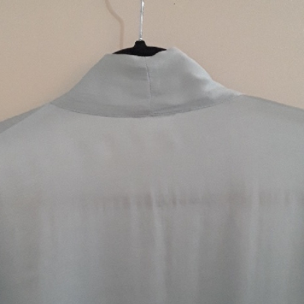 Winter Silks Soft Blue Open Blouse, So cute over camisole, Flowy, M - Picture 7 of 10